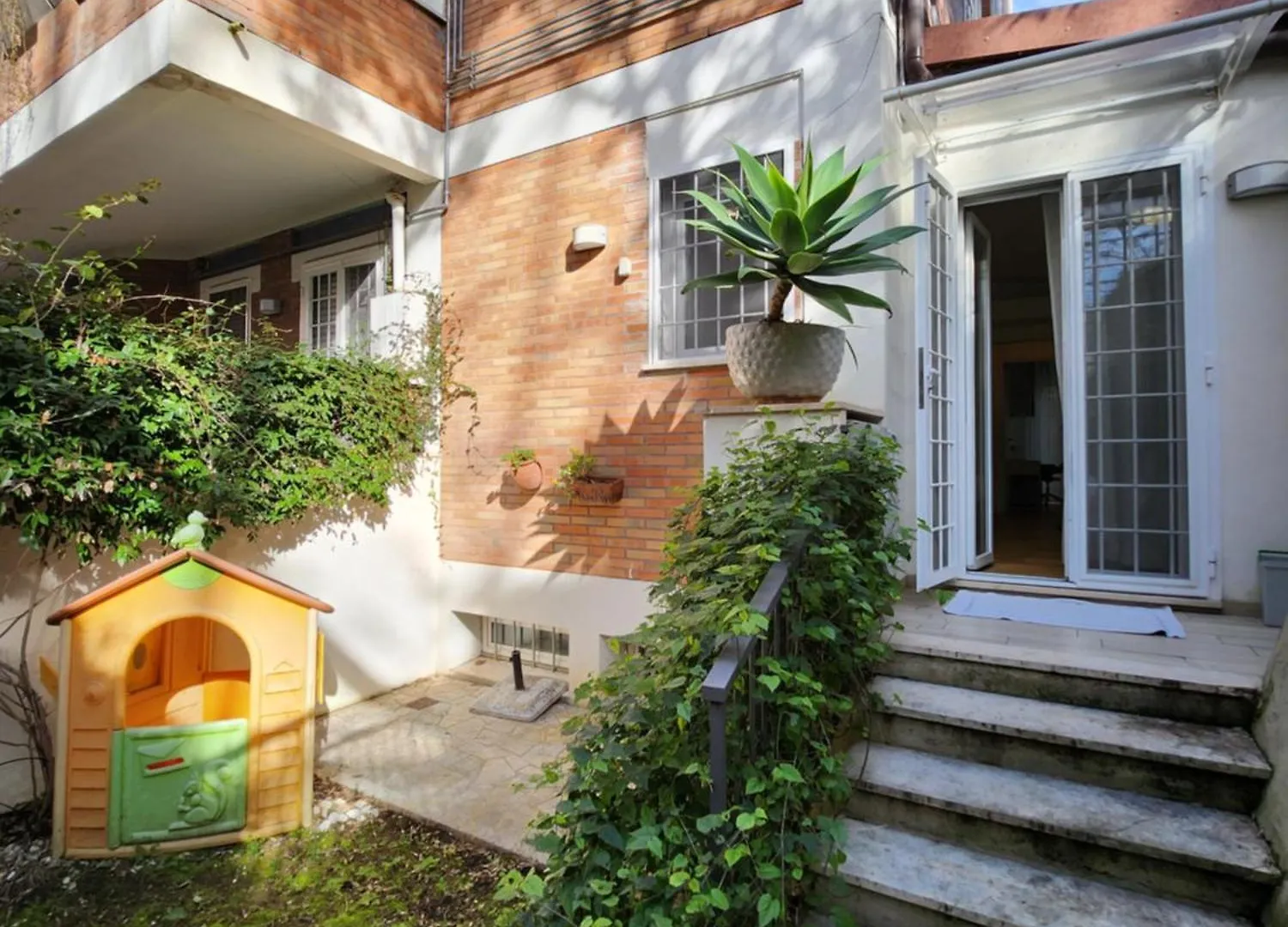 Apartment Rome Serenity Garden
